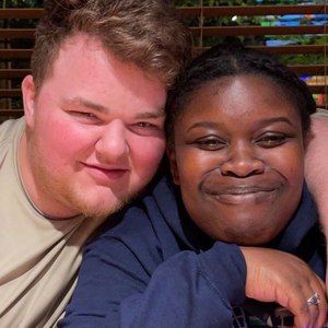 Meet your Posher, Hunter